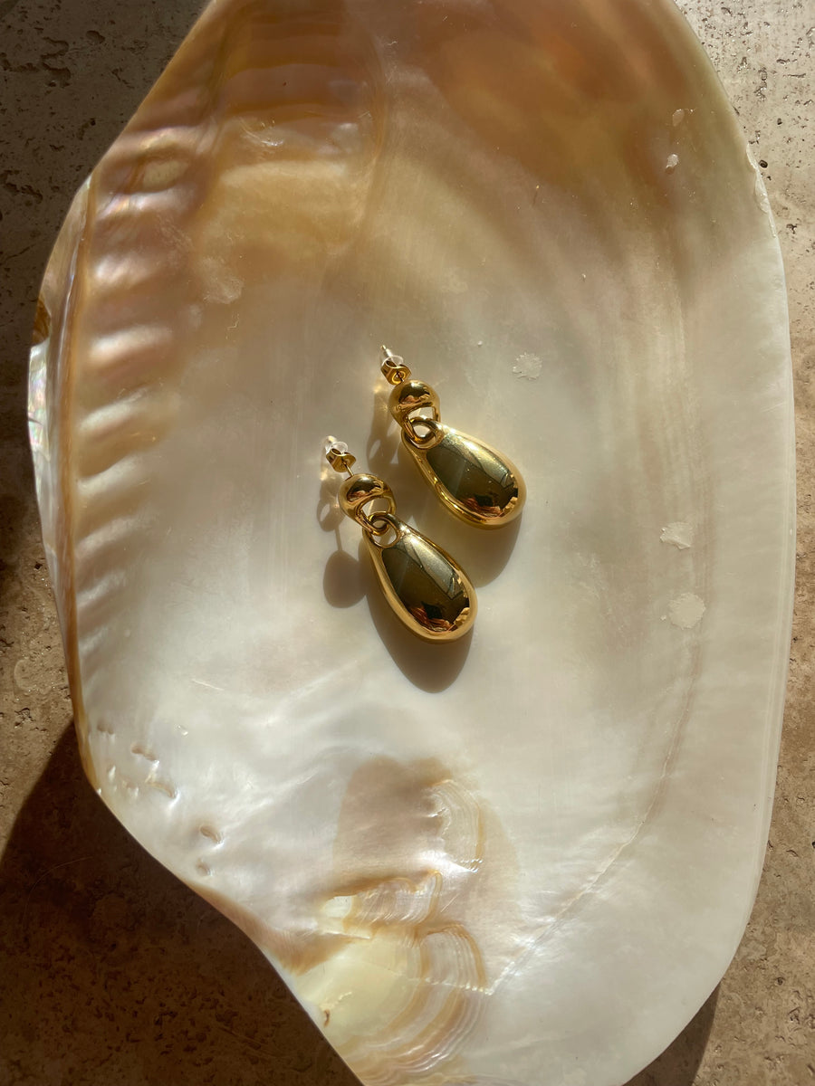 Helena Drop Earring