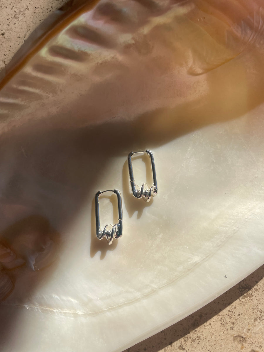 Vega Earring