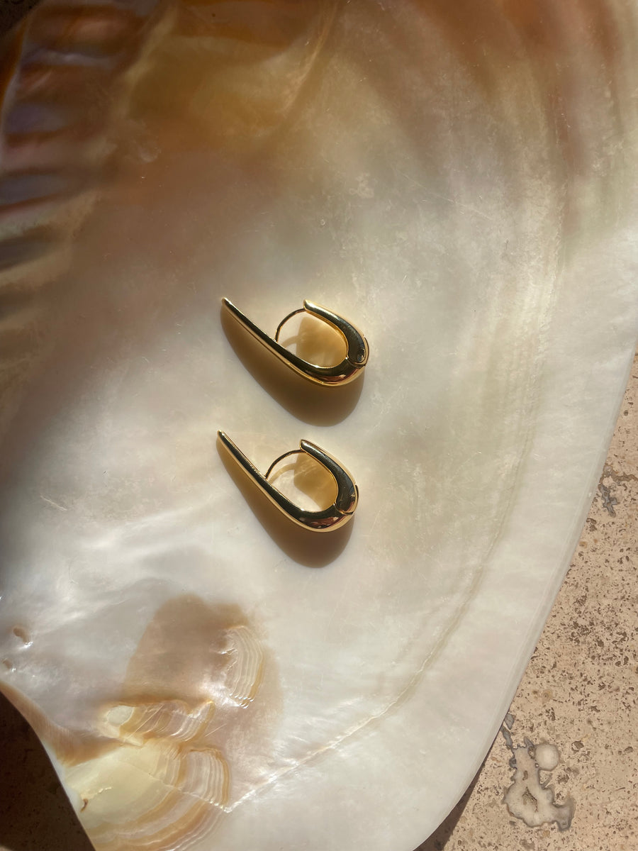 Nyx Earring