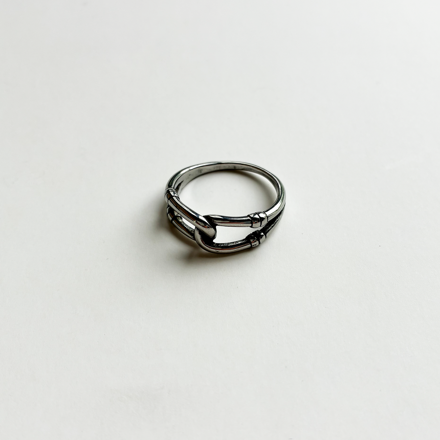 Linked Ring